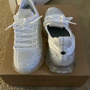 Steve madden 6.5 brand new Iced out